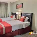 Spacious Mountain 2 Bedroom With Hot Tub Managed By Little Sister Getaways